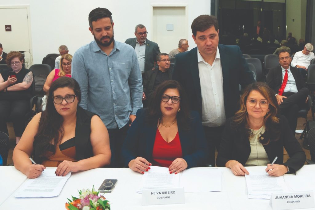 Além dos ganhos salariais, acordo assinado com o BB garantiu novos direitos como a elevação do teto da PLR (Crédito: Willy Roberto/Cedoc)