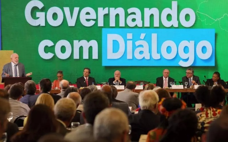 A presidenta do Sindicato, Neiva Ribeiro, é representante dos bancários no Conselhão da Presidência da República (Crédito: Antonio Cruz - Agência Brasil)