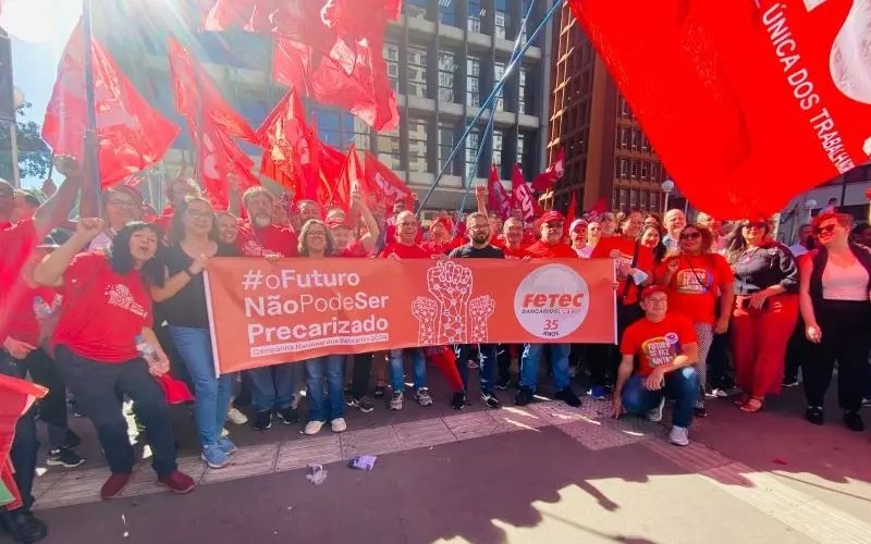 Bancários nas ruas anunciam o lançamento da Campanha Nacional Unificada, em junho de 2024 (Crédito: Seeb-SP-Cedoc)