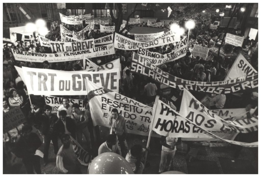A greve dos bancários de 1985 fez história: ganhou a opinião pública, apoio do movimento estudantil e sindical, e parou o Brasil (Crédito: Raul Junior - Seeb-SP/Cedoc)