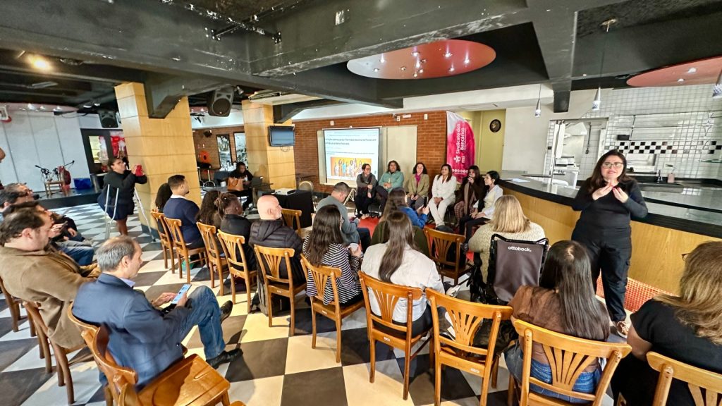 Seminário no Sindicato, realizado em setembro, debate a inclusão e representatividade de pessoas com deficiência no mercado de trabalho (Crédito: Luan Silva, Seeb-SP/Cedoc)